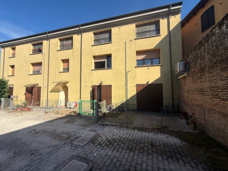 A280a Vendita a Santa Maria Codifiume