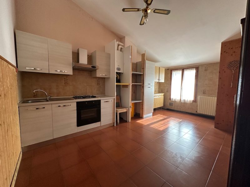 A328h Vendita a Santa Maria Codifiume