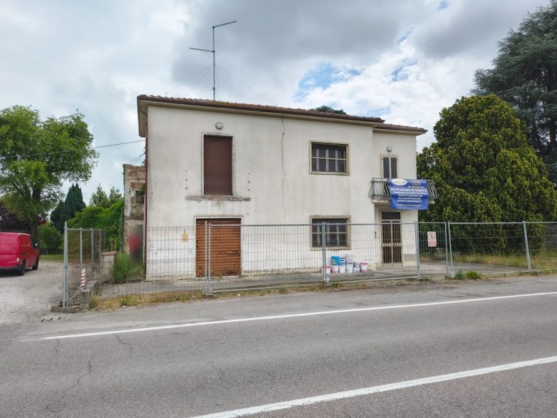 G484d vendita a Montalbano (FE)