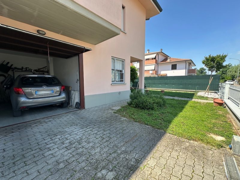 G514-zb Vendita a Molinella
