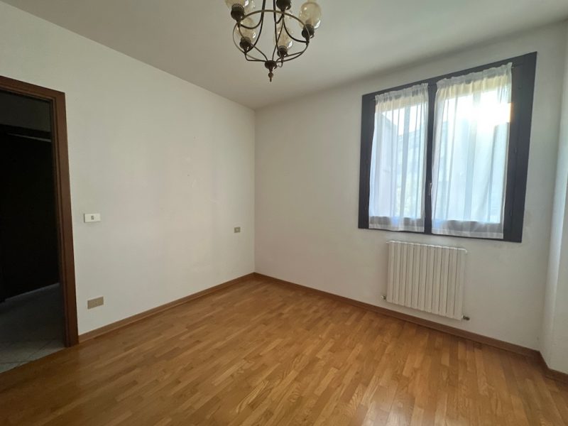 G517v Vendita a Molinella